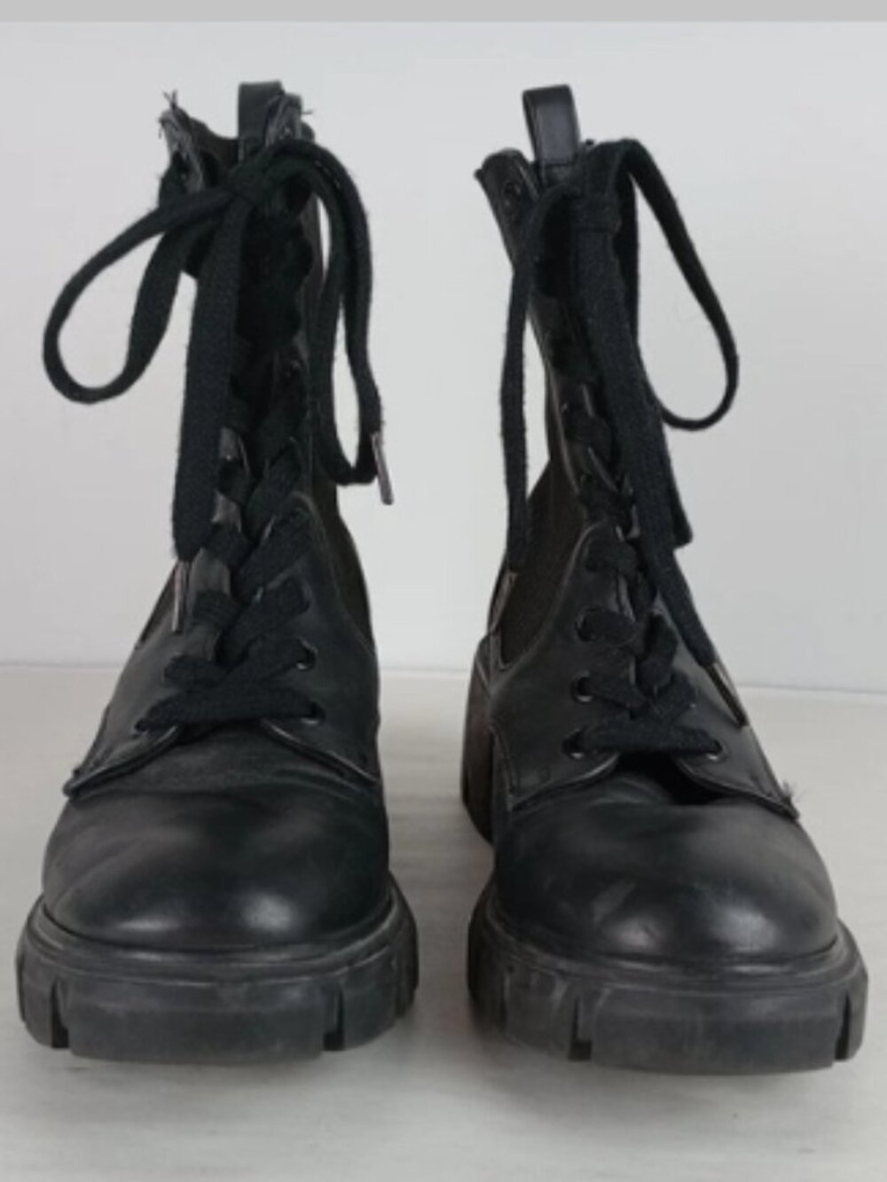 Steve Madden Women's Size 6.5 M Black Stretchy Leather Combat Lace Up Boots - Picture 8 of 13